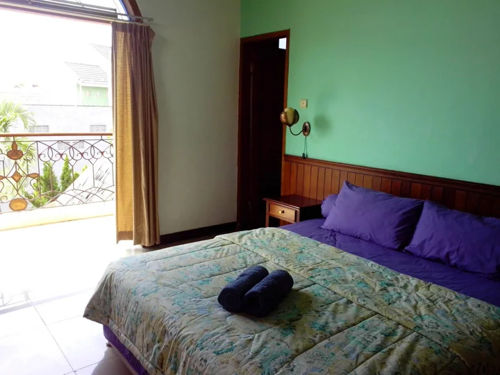 Семаранг: Guest House Djojonagoro