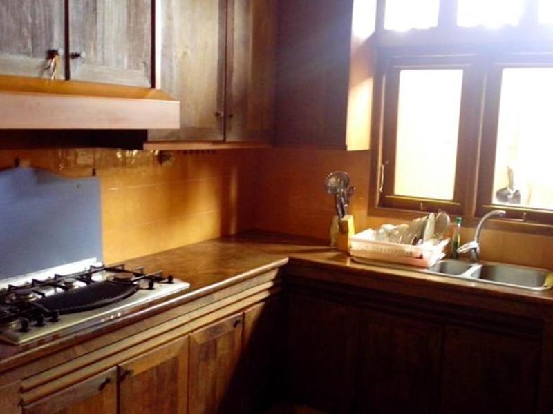 Семаранг: Guest House Djojonagoro