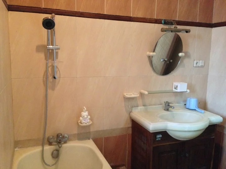 Семаранг: Guest House Djojonagoro