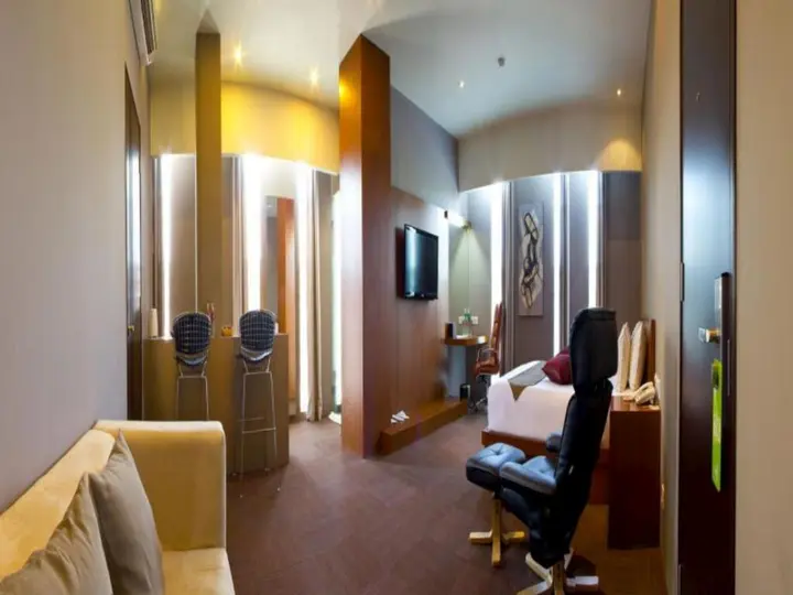 Паданг: Plan B Hotel
