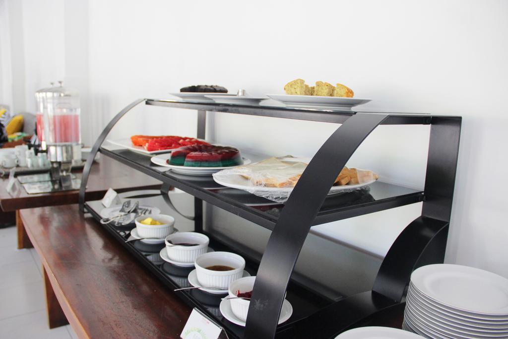 Депок: Front One Resort Yogyakarta