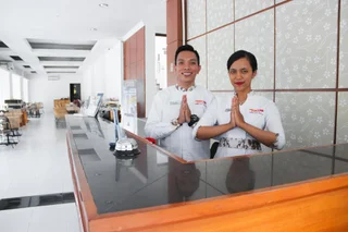 Депок: Front One Resort Yogyakarta