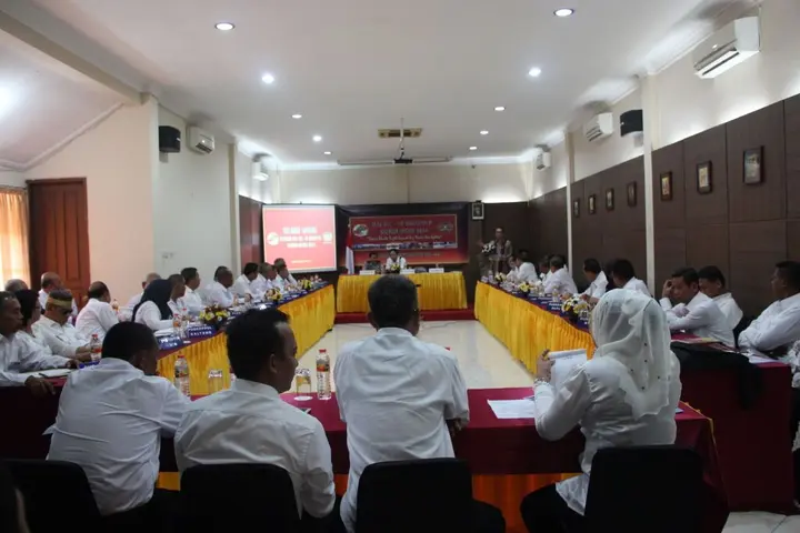 Депок: Front One Resort Yogyakarta