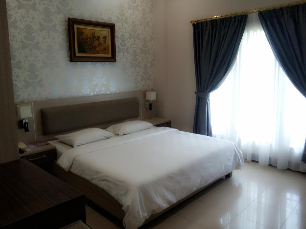 Банджармасин: Efa Hotel
