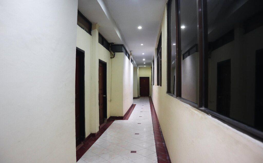 Пеканбару: OYO 742 Mona Plaza Hotel