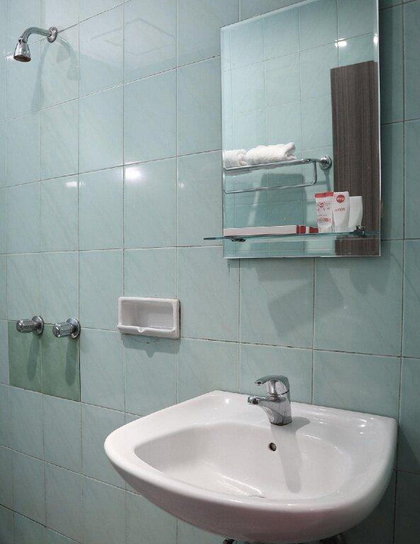 Пеканбару: OYO 742 Mona Plaza Hotel