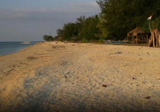 Гили Аир: Salili Bungalows