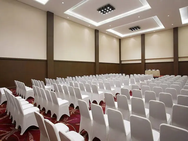 Палу: Hotel Santika Palu