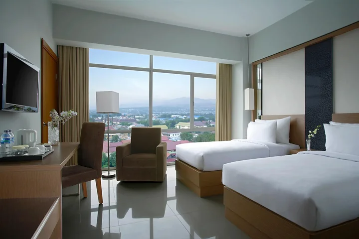 Палу: Hotel Santika Palu
