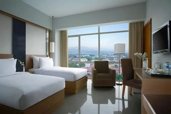 Палу: Hotel Santika Palu