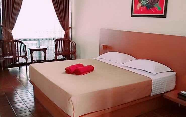 Аньер: Anyer Cottage Beach Resort