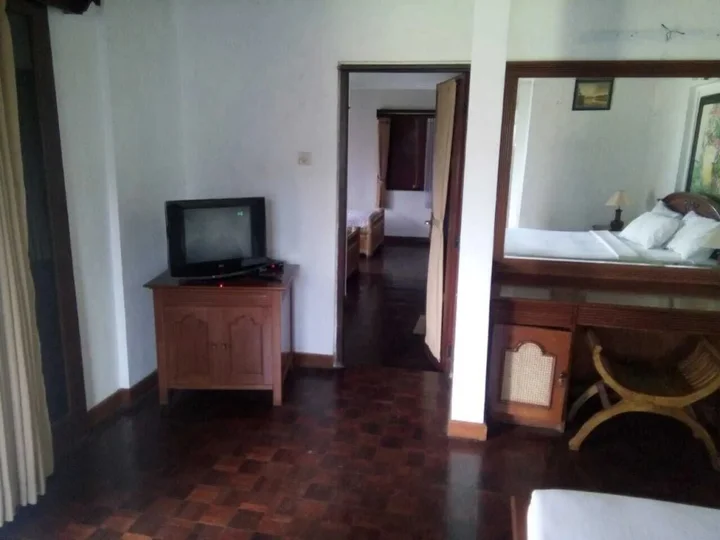 Батурити: Enjung Beji Resort
