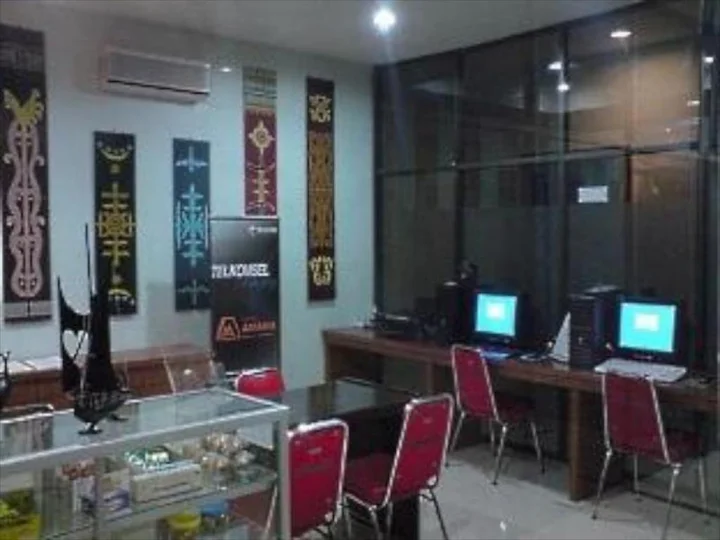 Амбон: Amans Hotel