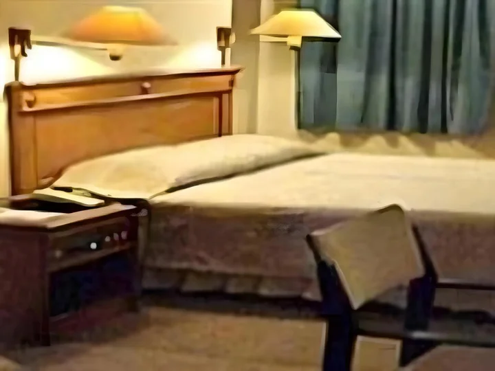 Амбон: Amans Hotel