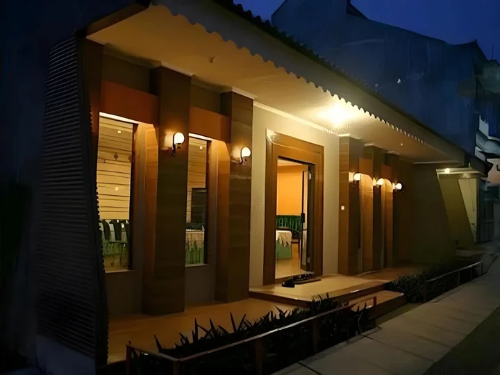 Блитар: Patria Garden Hotel