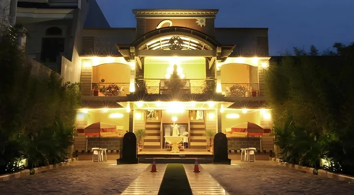 Блитар: Patria Palace Hotel