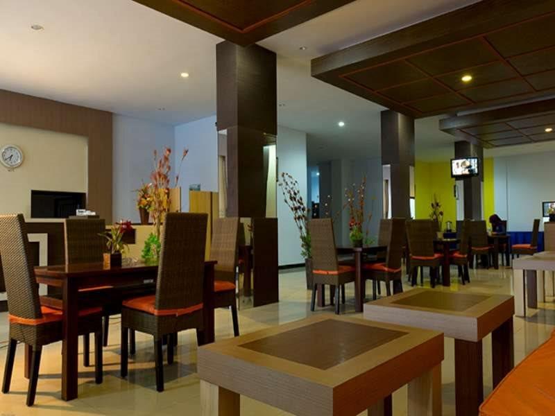 Кендари: Estate Hotel