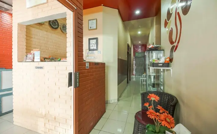 Макассар: RedDoorz Plus @ Hertasning Area