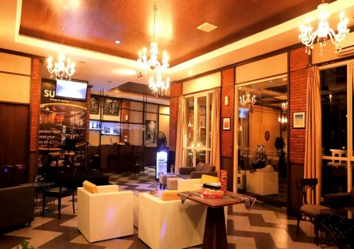 Суракарта: Amarelo Hotel Solo
