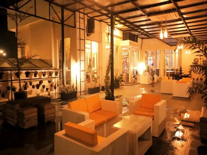 Суракарта: Amarelo Hotel Solo