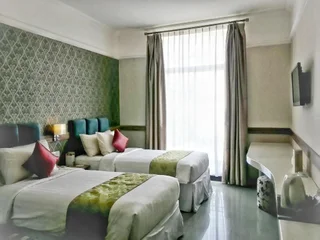 Суракарта: Amarelo Hotel Solo
