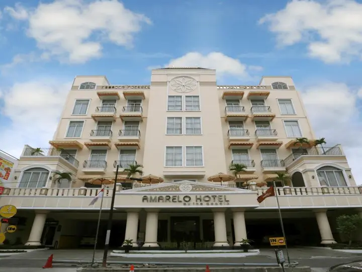 Суракарта: Amarelo Hotel Solo