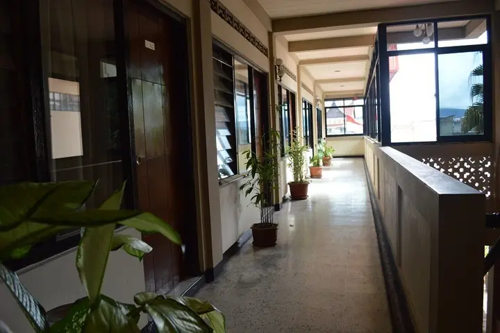 Букиттинги: Lima's hotel