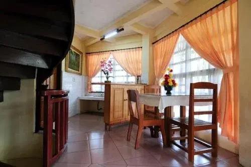 Озеро Тоба: Sapadia Hotel And Cottage Parapat