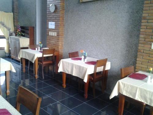 Озеро Тоба:  Sapadia Hotel And Cottage Parapat