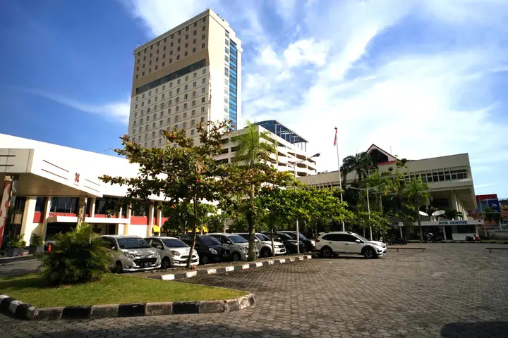 Баликпапан: Benakutai Hotel and Apartemen