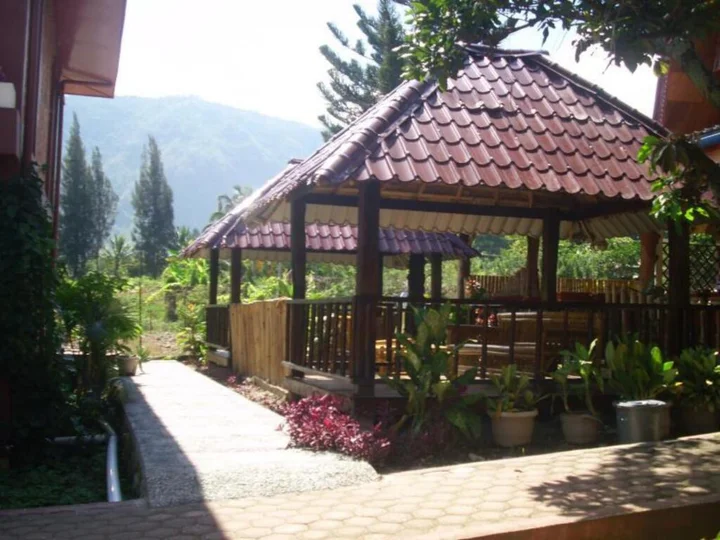 Озеро Тоба: Toba Village Inn