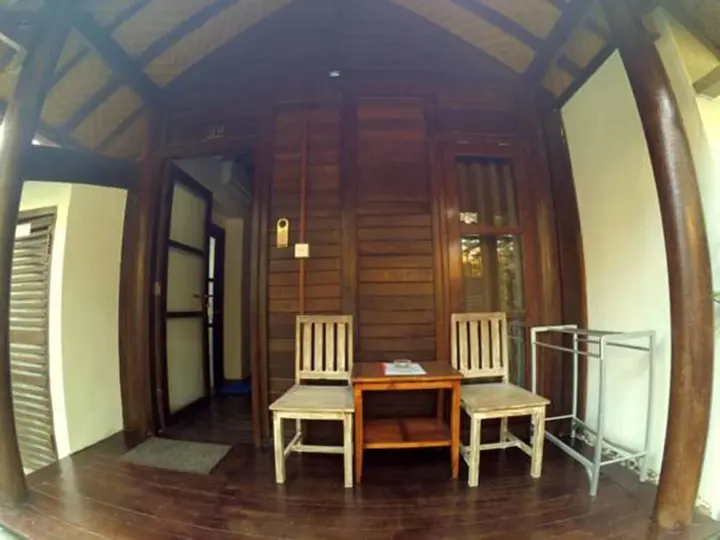 Гили Траванган: Drupadi Bungalows