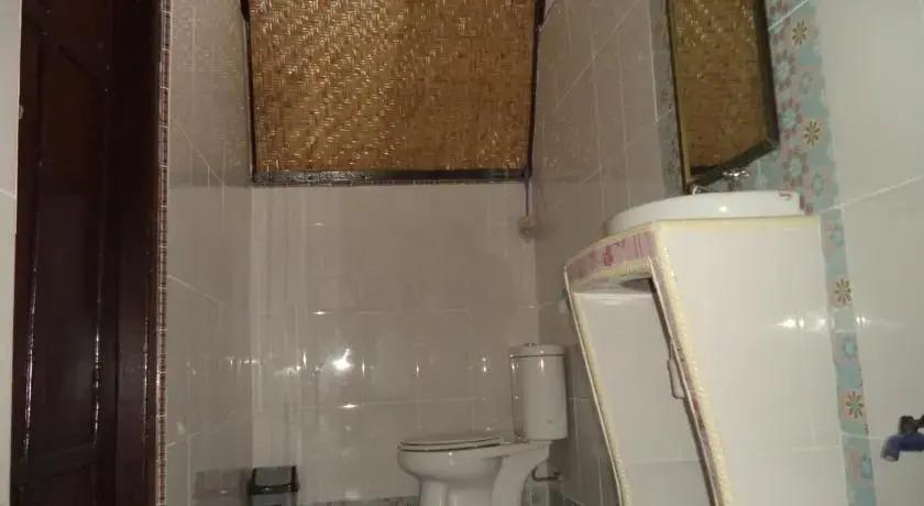 Гили-Мено: Bareng Bareng Bungalows