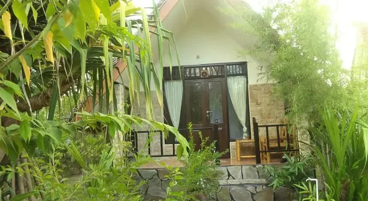 Гили-Мено: Bareng Bareng Bungalows