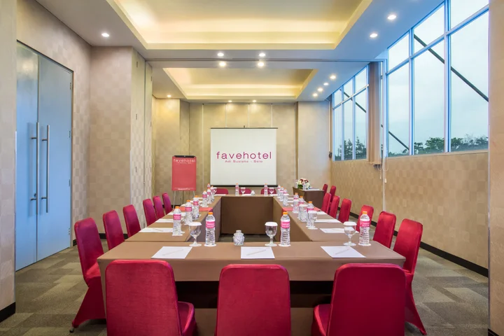 Суракарта: Отель Favehotel Manahan