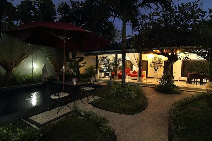 Кута: Villa Kurnia