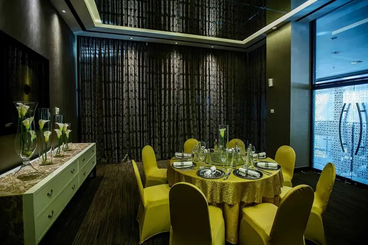 Палембанг: The Arista Hotel