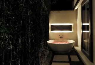 Кута: eqUILIBRIA SEMINYAK