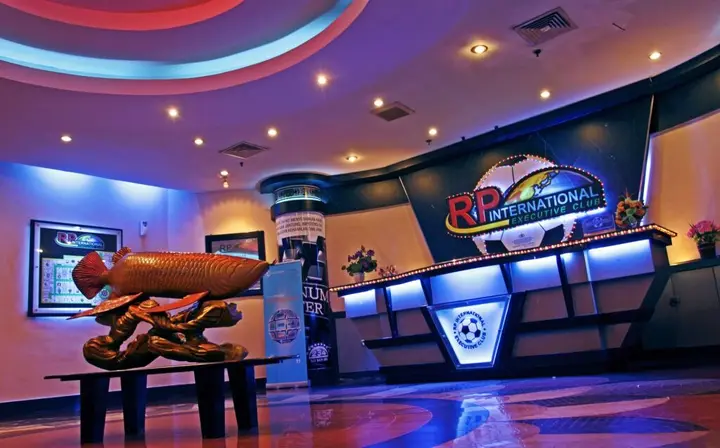 Пеканбару: Grand Elite Hotel Pekanbaru