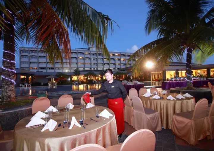 Паданг: Hotel Pangeran Beach