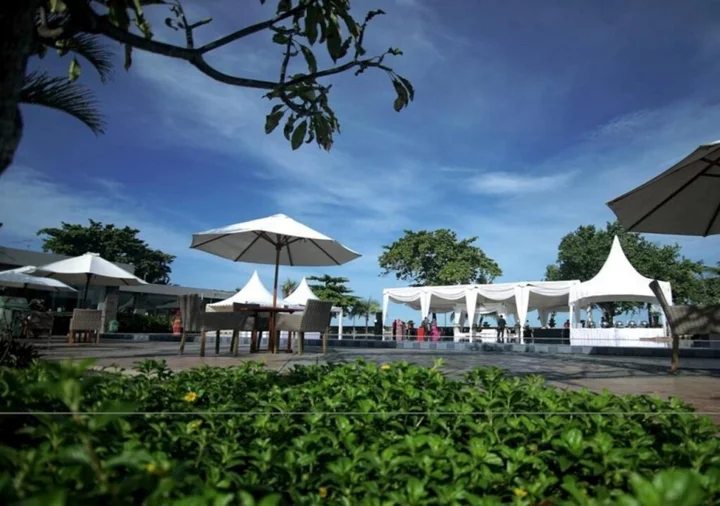 Паданг: Hotel Pangeran Beach
