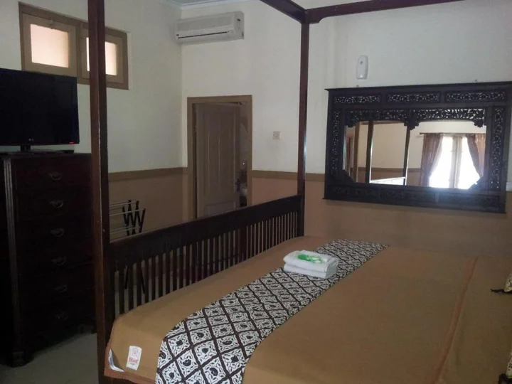 Батуретно: Ndalem Suratin Guesthouse