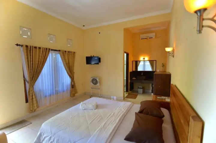 Сенджиги: Transit Inn Senggigi