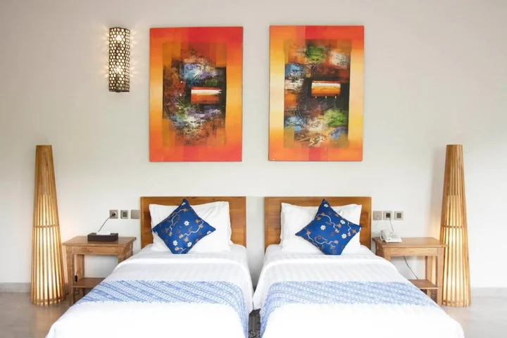 Табанан: Natya Hotel Tanah Lot