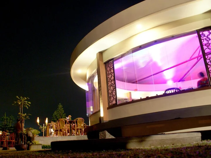 Бату: Purnama Hotel