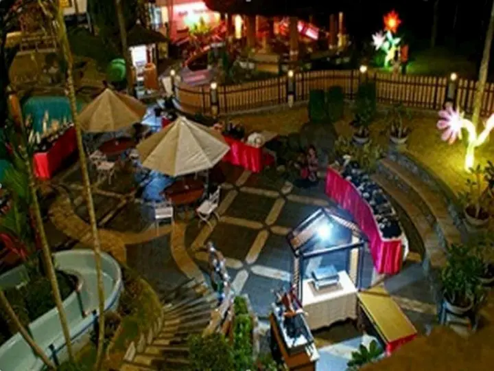 Бату: Purnama Hotel