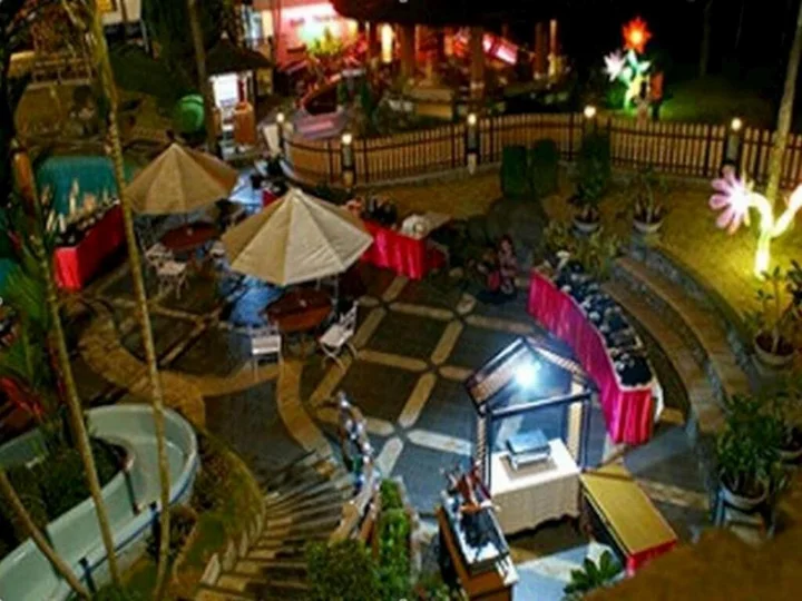 Бату: Purnama Hotel