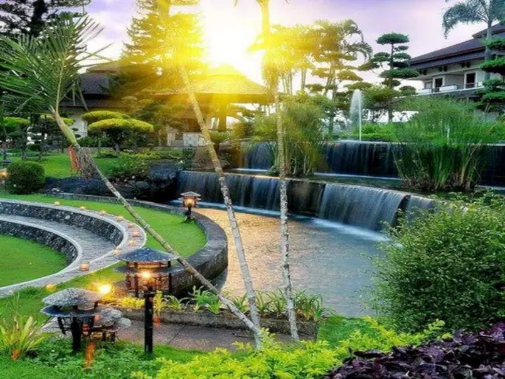 Бату: Purnama Hotel