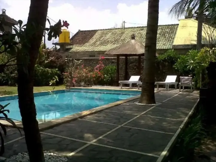 Каликбукбук: Padang Lovina Seaside Cottages