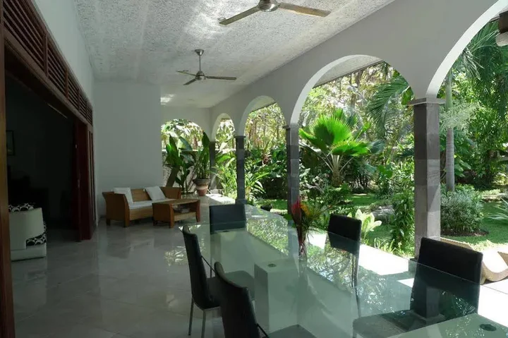Сукасада: Villa Kelapa